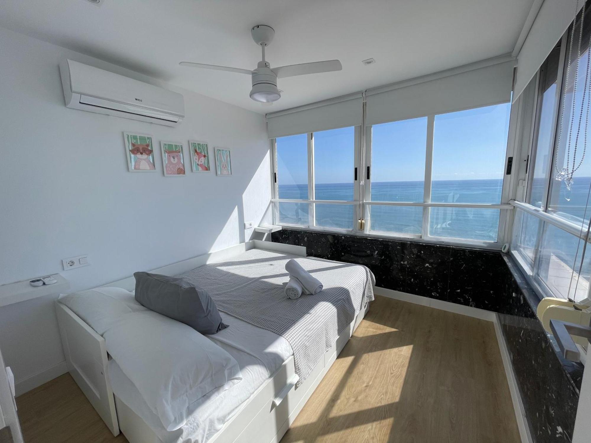 Atico Duplex Playa De Gandia A 1Ra Linea De Playa Apartment Exterior photo